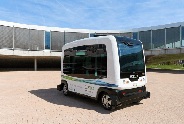 Cover Image for Une voiture autonome en circulation dans 2 mois en Hollande