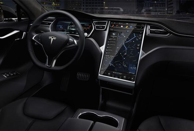 Cover Image for La mise à jour Tesla 7.0 propose une conduite autonome