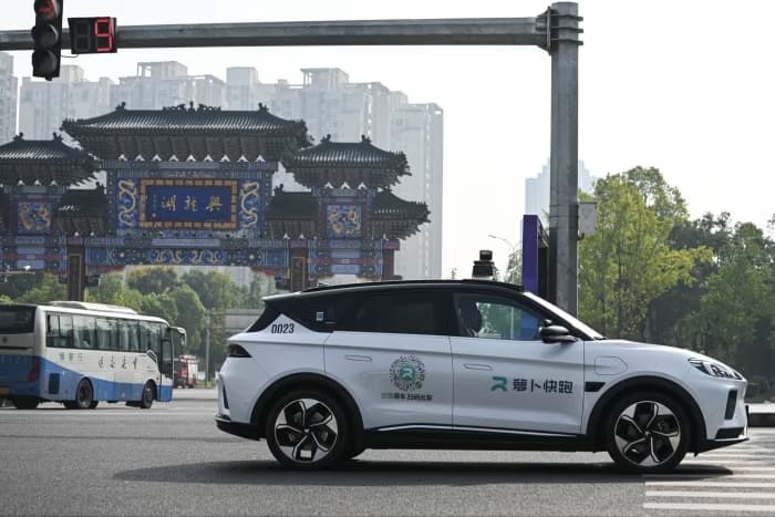 Cover Image for La Chine défie l'Occident sur la suprématie des voitures autonomes